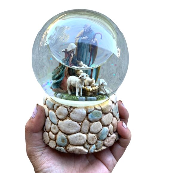 Nativity Action Snow Glitter Globe Christmas Holiday Birth Of Jesus by Rite Aid - Picture 2 of 12